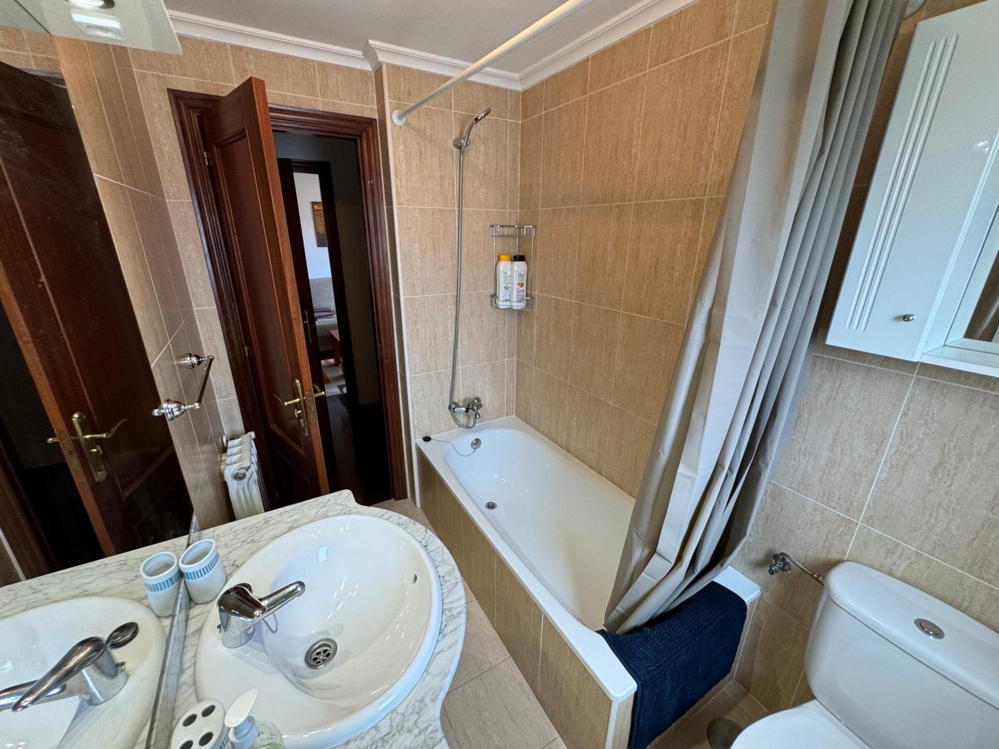 Apartament Garaje Y Piscina Comunitaria! Suances Zewnętrze zdjęcie
